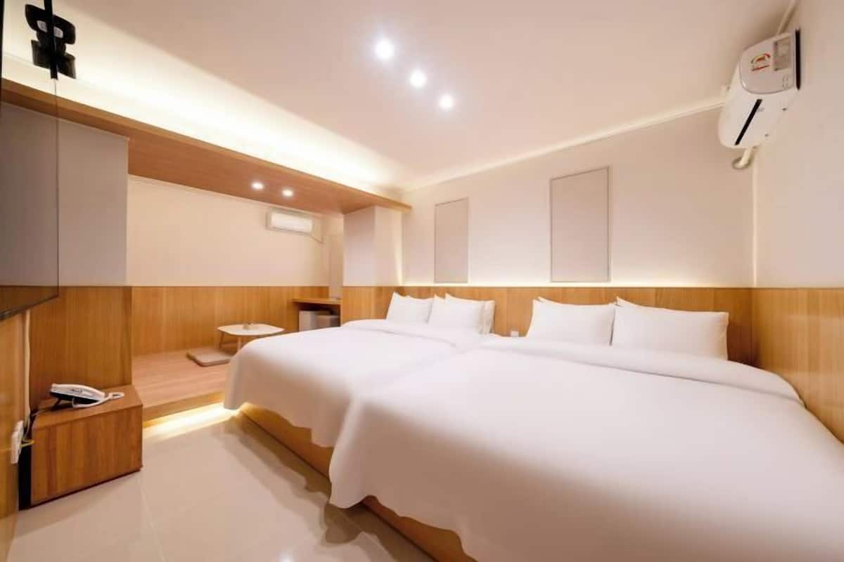 1 chambre, Wi-Fi gratuit, draps fournis