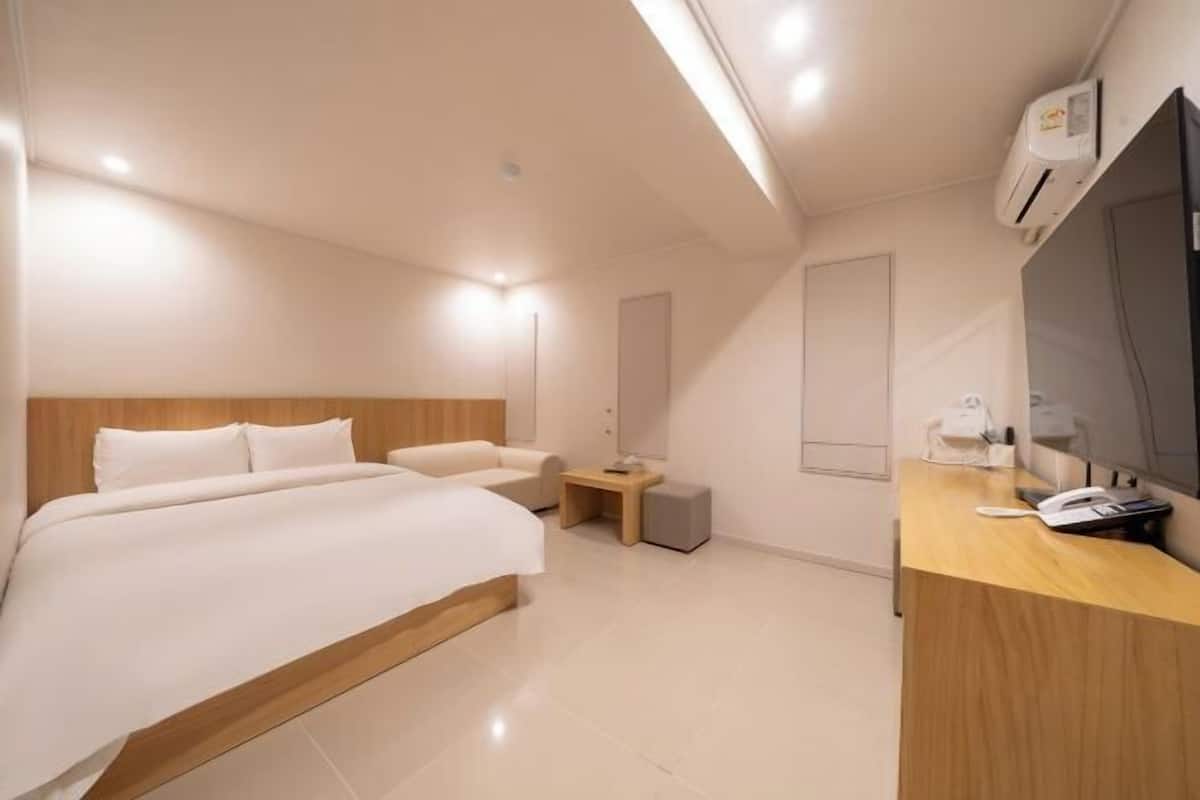 1 chambre, Wi-Fi gratuit, draps fournis
