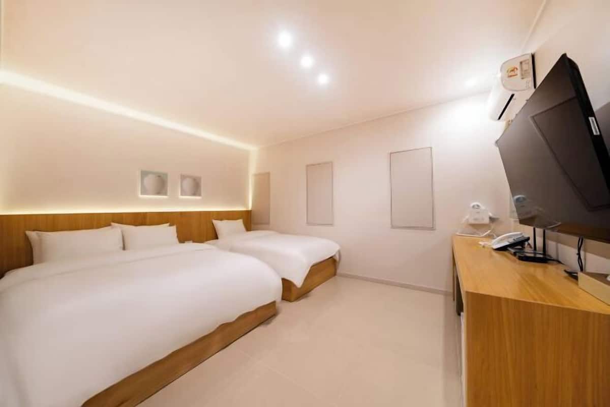 1 chambre, Wi-Fi gratuit, draps fournis