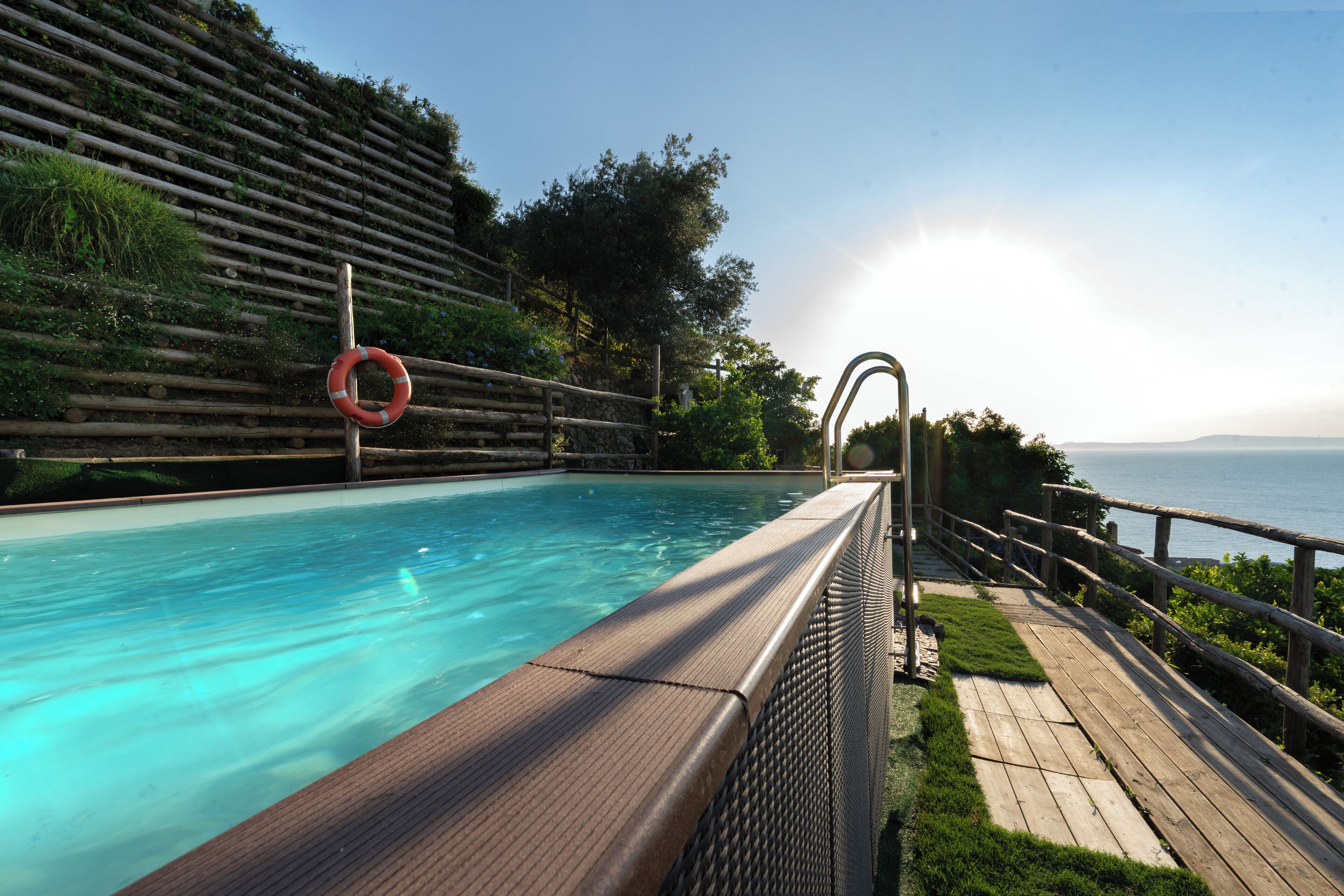 Piscina stagionale all'aperto