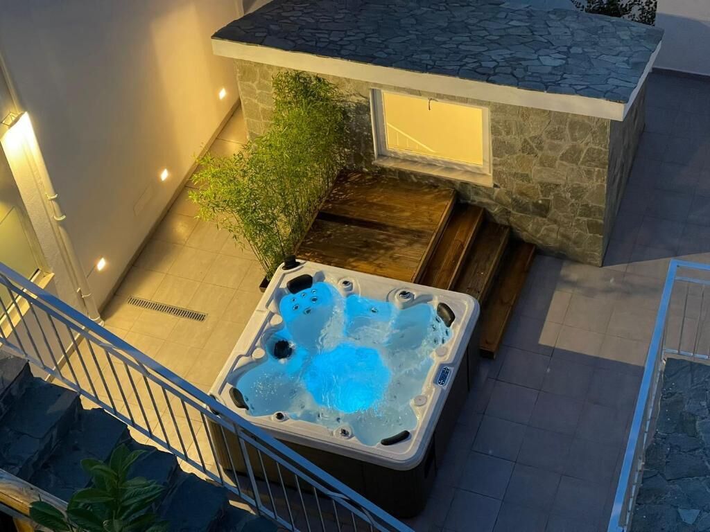 Açık spa küveti