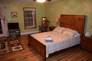 4 bedrooms, free WiFi, bed sheets