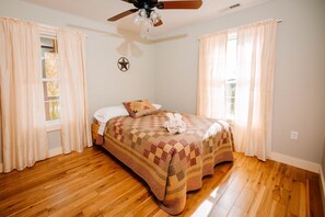 3 dormitorios, wifi gratis, ropa de cama