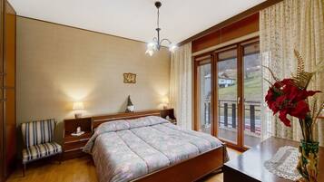 3 Schlafzimmer, Bügeleisen/Bügelbrett, kostenloses WLAN, Bettwäsche