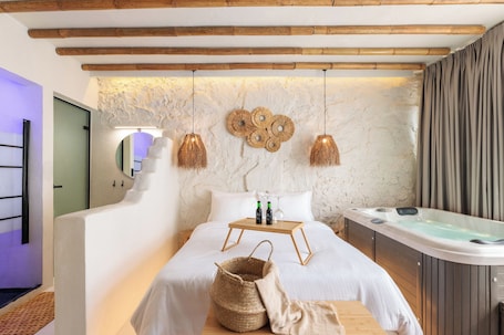 Deluxe Studio Suite, Balcony, City View. Marabou Unique Stay
