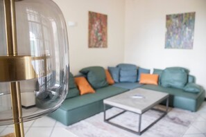 Villa | 6 bedrooms, desk, soundproofing - Villa Magna With Pool and Park - Langhe Hills (Govone)