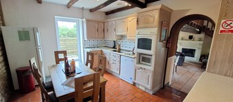 Charming 4-bedroom house in Lairoux with WiFi and Pool