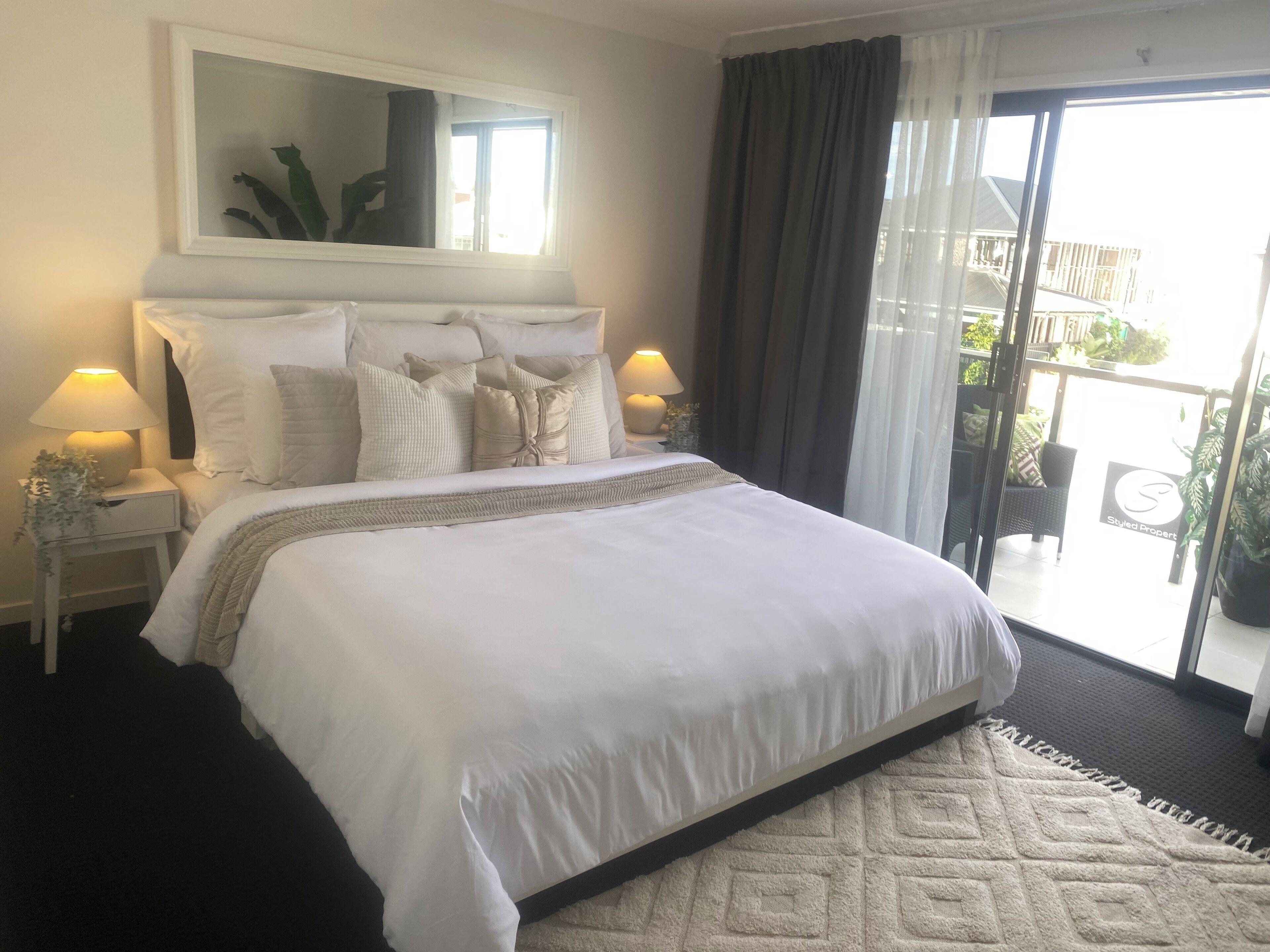 4 slaapkamers, een strijkplank/strijkijzer, gratis wifi, beddengoed