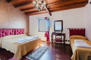 2 habitaciones, tabla de planchar con plancha y wifi gratis 