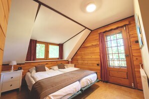 3 slaapkamers, een kluis op de kamer, een strijkplank/strijkijzer