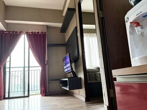 Family Apartment, 2 Bedrooms, Balcony, City View