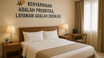 Studio Room with Balcony | Hypo-allergenic bedding, down duvets, free minibar