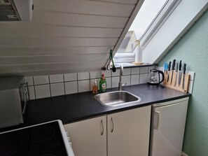 Mikrobølgeovn, ovn og kokeplater