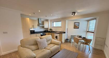 Millgrove House Apartment No 2, 2 minutes from the sea front