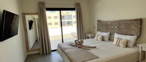 2 bedrooms, WiFi, bed sheets