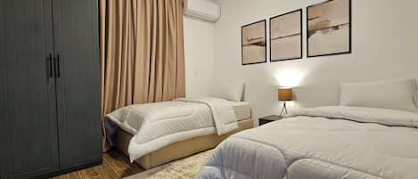 3 bedrooms, iron/ironing board, WiFi