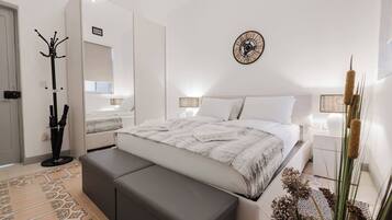 2 bedrooms, iron/ironing board, travel crib, free WiFi