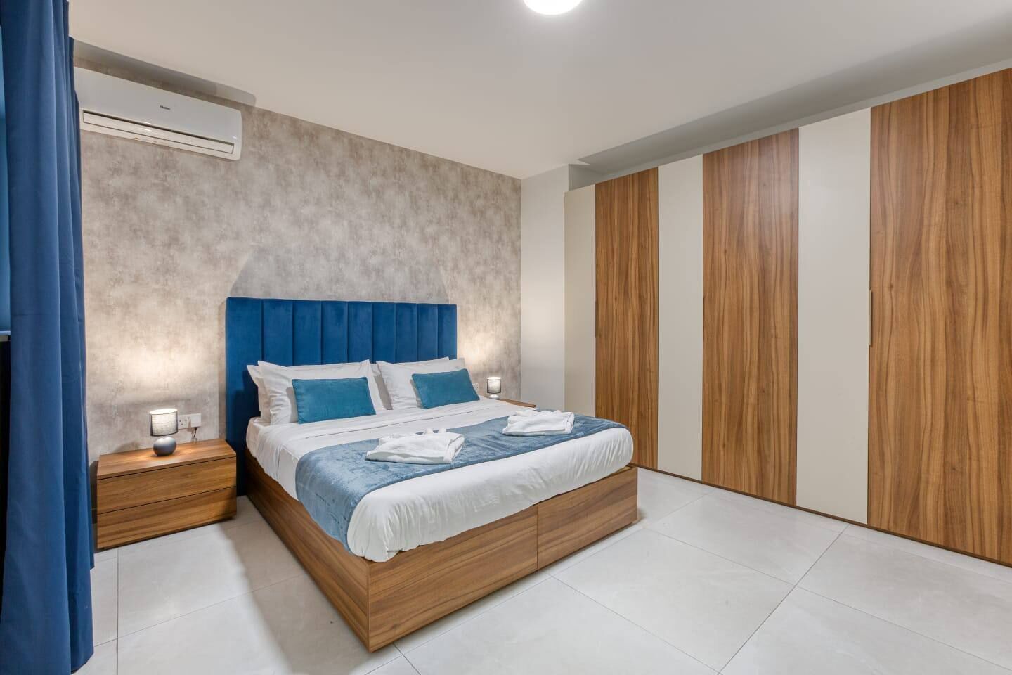 3 chambres, fer et planche à repasser, Wi-Fi gratuit, draps fournis