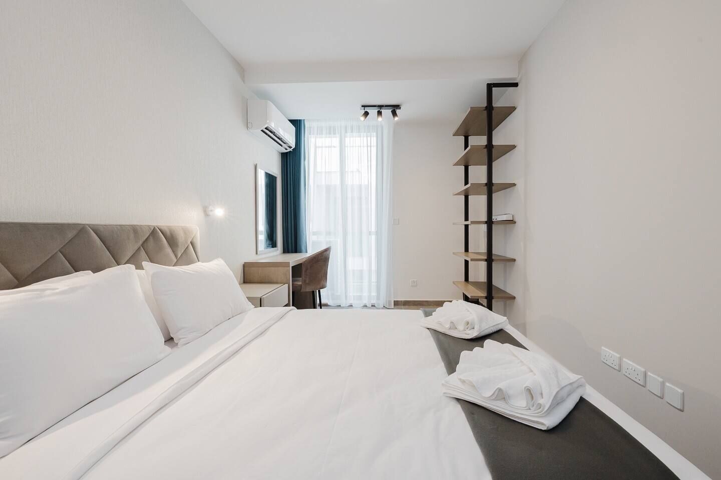 2 chambres, fer et planche à repasser, Wi-Fi gratuit, draps fournis