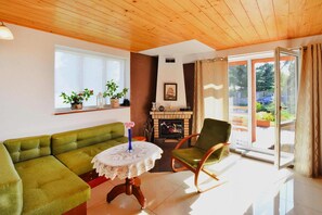 House | Living room