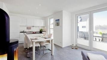 House | Tempat makan