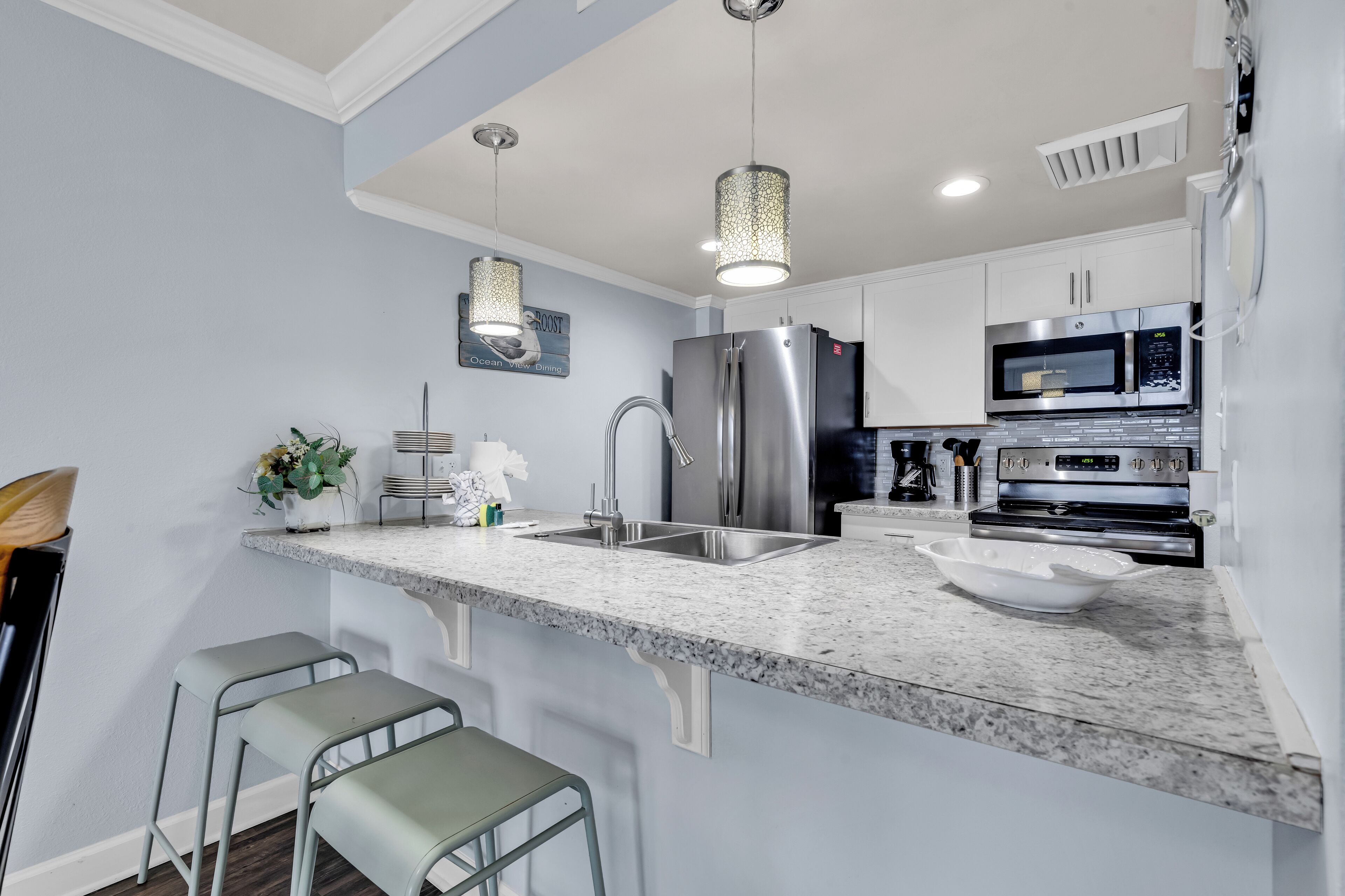 Signature Condo, Balcony, Beach View | Private kitchen | Fridge, microwave, oven, stovetop