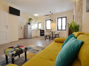 Living room - Cozy Central Stay in Rovinj (Rovinj)