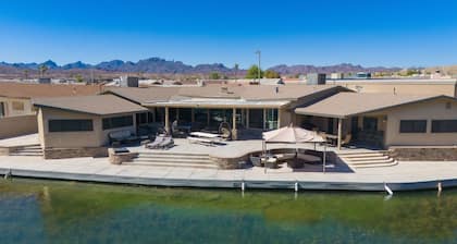 Dock Holiday – The Keys Favorite | Wild West River Escape