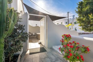 Studio – standard, spabadekar, byutsikt | Terrasse/patio
