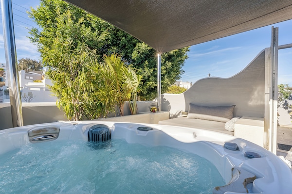 Standard Suite with Outdoor Hot Tub | Terrace/patio