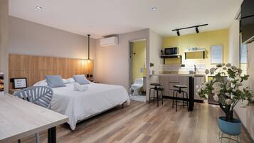 Superior Room, Kitchenette | In-room safe, free WiFi