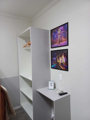 Family Room, Park View | Free WiFi - Bortolotti Residence (Penha)