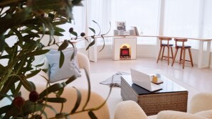 Premium Suite | Living area - B481pension (Gapyeong)