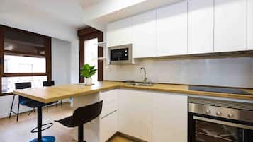 Horno, utensilios de cocina