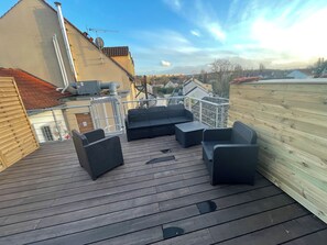 Exterior - Hôtel Le Celtic (Le Thillay)