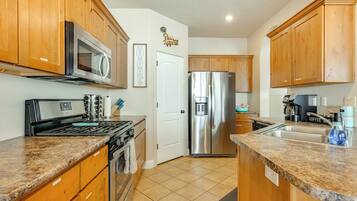 Hus (4 Bedrooms) | Innvendig