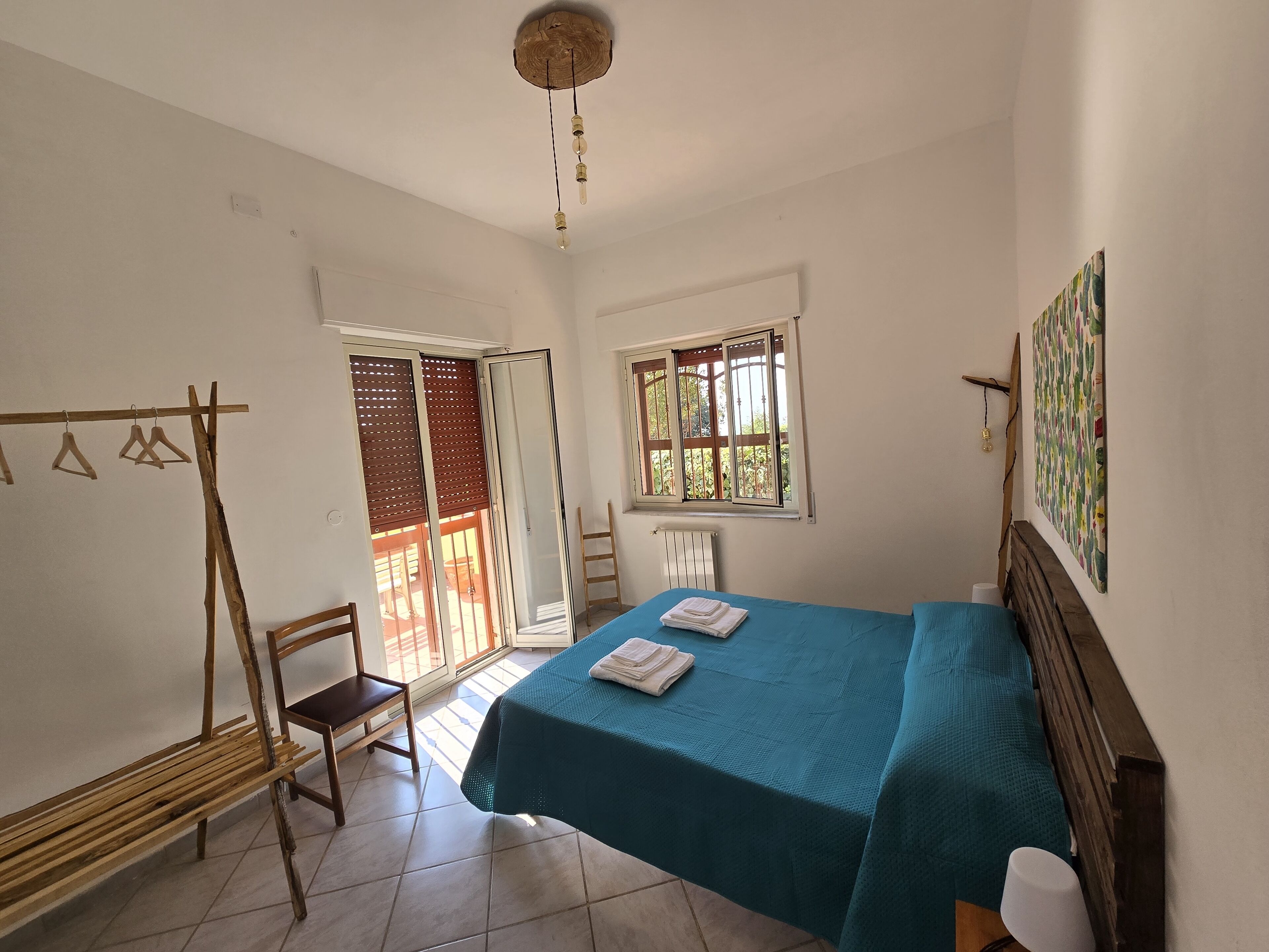 3 chambres, fer et planche à repasser, Wi-Fi gratuit, draps fournis