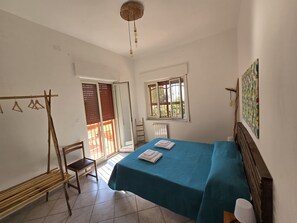 3 quartos, ferros/tábuas de passar roupa, Wi-Fi de cortesia