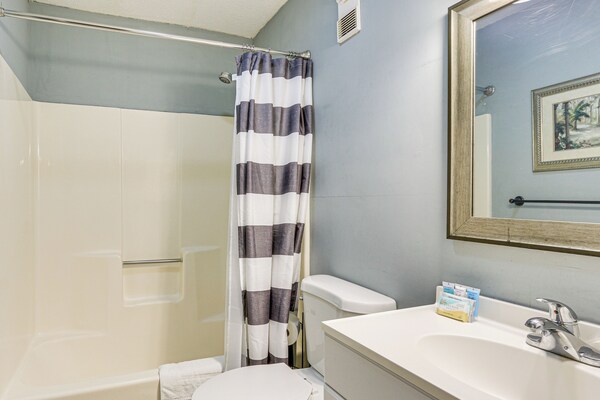 Beach & Pool Access: Tranquil Hilton Head Getaway - Saint Helena Island, SC