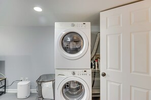 House (2 Bedrooms) | Interior - 2 Mi to The Fields At RFK Campus: DC Getaway (Washington)