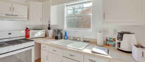 Apartment (1 Bedroom) | Interior