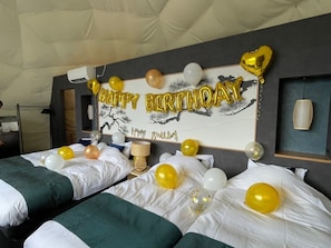 Birthday party area - Mt.Fuji Glamping Terrace MINENOHANA (Fujikawaguchiko)
