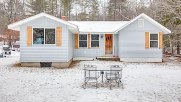 Cottage (2 Bedrooms) | Interior