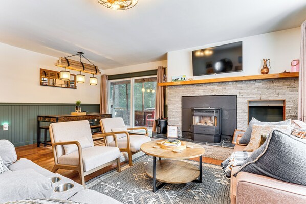 House (3 Bedrooms) | Interior - Forested Retreat w/ Sauna: 5 Mi to Schroon Lake (Schroon Lake)