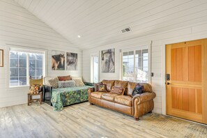 Mökki (4 Bedrooms) | Sisätilat