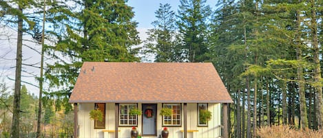 Cottage (4 Bedrooms) | Front of property