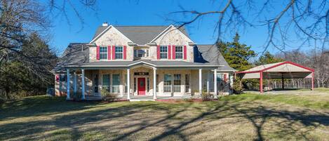 House (5 Bedrooms) | Front of property