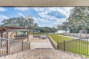 House (4 Bedrooms) | Interior - Waterfront Retreat w/ Outdoor Oasis in Pensacola (Pensacola)