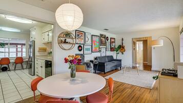 House (3 Bedrooms) | Front of property