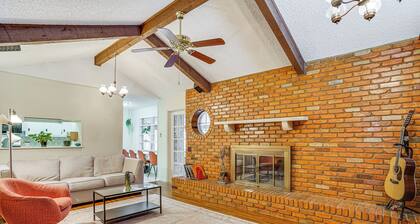 Private Pool & Patio: Fort Worth Area Home
